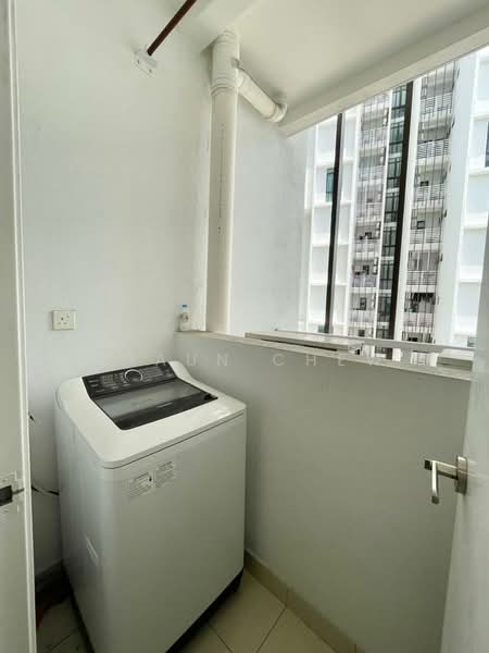 Servis Apartment untuk Disewa di H2O Residences - Shaun Chew - Balcony - PropertyGuru.com.my
