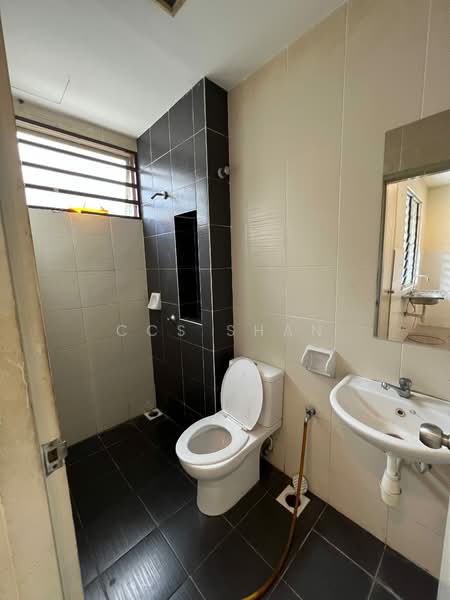 Rumah Teres 2 Tingkat untuk Dijual di Bandar Seri Coalfields (Ijok) - CCS Shan - Bathroom - PropertyGuru.com.my