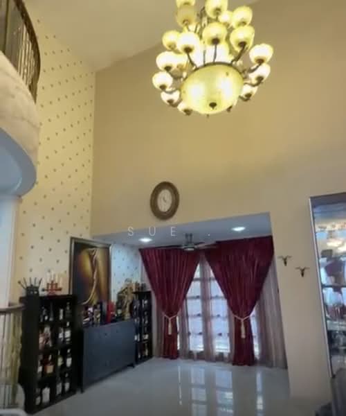 Bungalow for Sale in Taman Taynton View (Cheras) - Sue . - Living Room - PropertyGuru.com.my