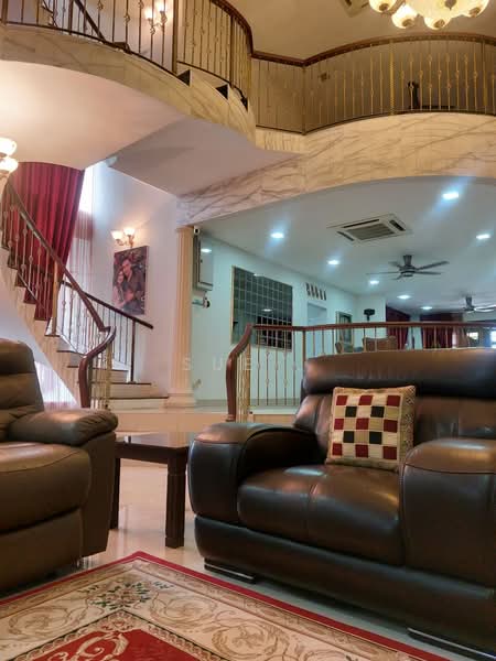 Rumah Banglo untuk Dijual di Taman Taynton View (Cheras) - Sue . - Living Room - PropertyGuru.com.my