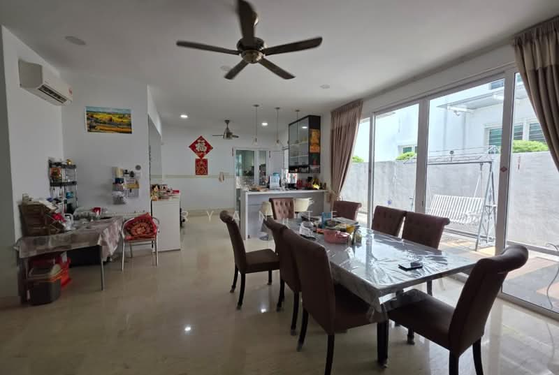 3-storey Terraced House for Sale in Segambut (Kuala Lumpur) - Ryan Tee - Dining Room - PropertyGuru.com.my
