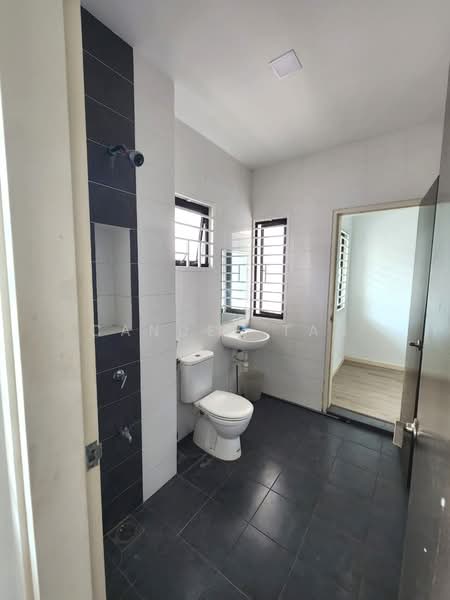 2-storey Terraced House for Rent in Bandar Bukit Raja (Klang) - Candee Tan - Bathroom - PropertyGuru.com.my