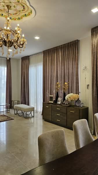 Zero-Lot Bungalow for Rent in Lakefront Villa (Cyberjaya) - Najah Kadir - Living Room - PropertyGuru.com.my