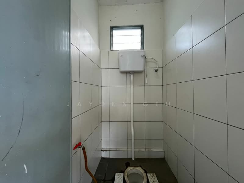 Warehouse for Rent in Alor Setar (Kedah) - Jayden Geh - Bathroom - PropertyGuru.com.my
