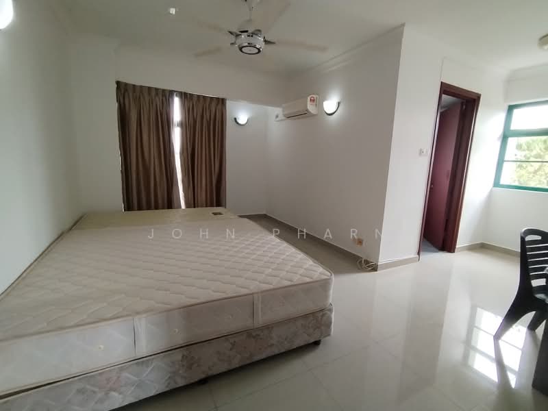 Kondominium untuk Dijual di The Straits View Condominium - John Pharn - Bedroom - PropertyGuru.com.my