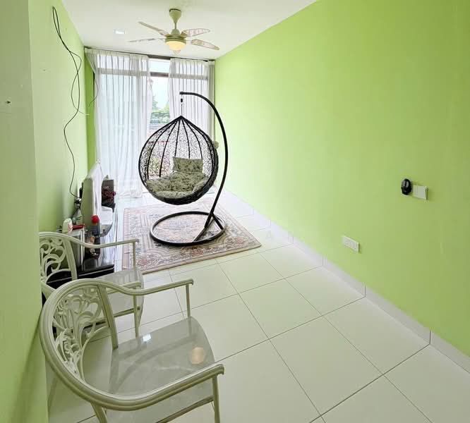 Rumah Kluster untuk Dijual di Setia Tropika (Johor Bahru) - Ace Tan - Living Room - PropertyGuru.com.my