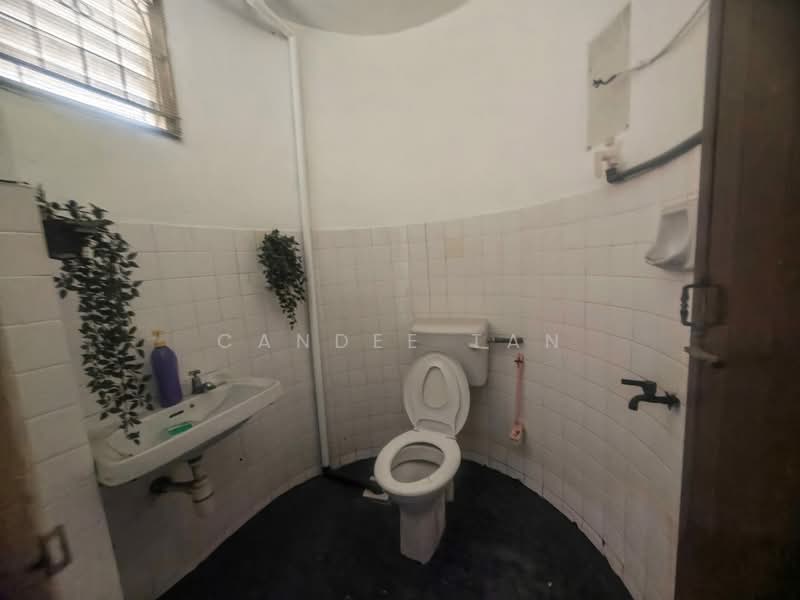 Rumah Teres 2 Tingkat untuk Dijual di Klang (Selangor) - Candee Tan - Bathroom - PropertyGuru.com.my