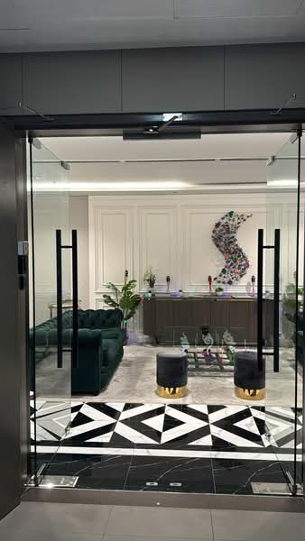 Pejabat untuk Disewa di KL Eco City (Kuala Lumpur) - Steve Ng - Living Room - PropertyGuru.com.my