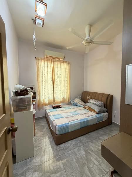 Rumah Kluster untuk Dijual di Taman Mount Austin (Tebrau) - Max Loh - Bedroom - PropertyGuru.com.my