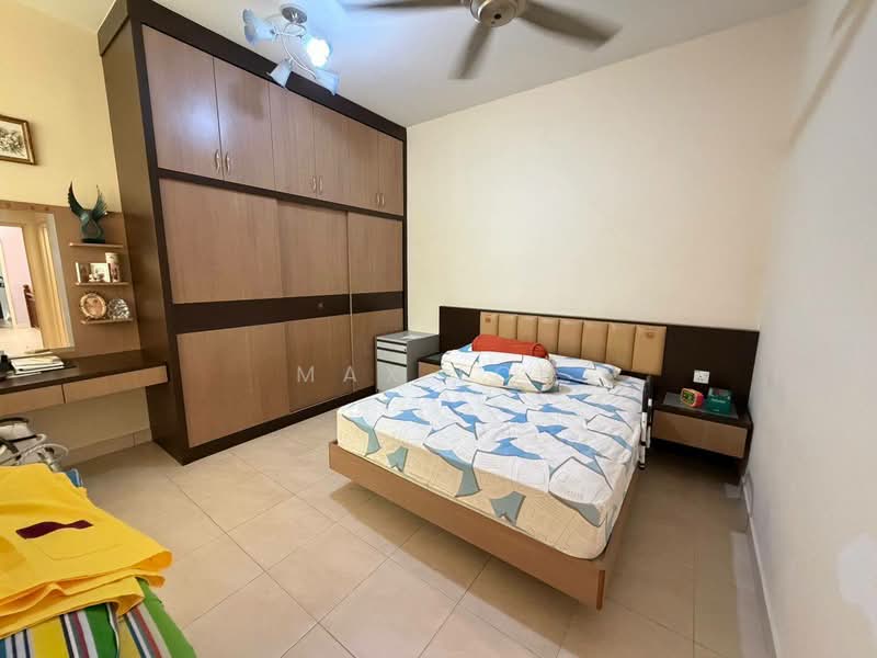 Rumah Kluster untuk Dijual di Taman Mount Austin (Tebrau) - Max Loh - Bedroom - PropertyGuru.com.my