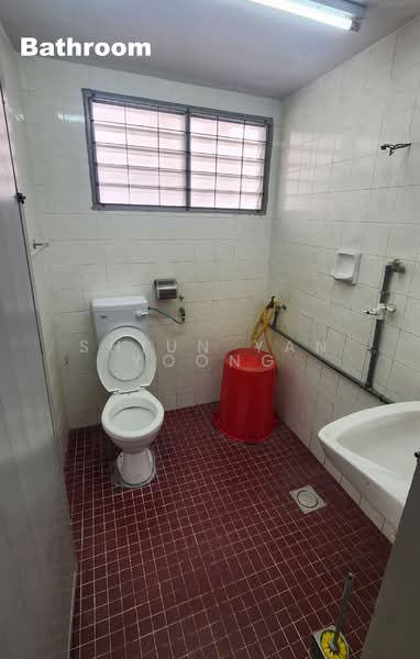 Rumah Teres 1 Tingkat untuk Dijual di Taman Kota Laksamana (Melaka City) - Shiun Yan Yoong - Bathroom - PropertyGuru.com.my