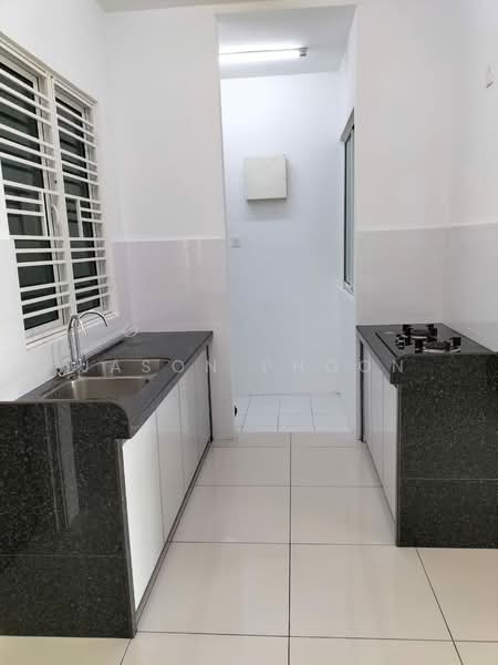 Condominium for Sale at The Clovers - Jason Phoon - Kitchen - PropertyGuru.com.my