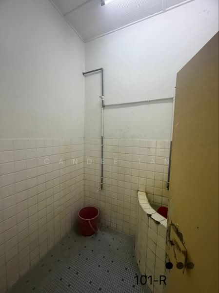 1-storey Terraced House for Sale in Klang (Selangor) - Candee Tan - Bathroom - PropertyGuru.com.my