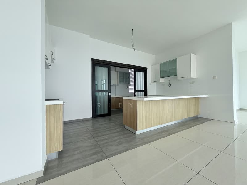 Apartment for Sale at Molek Pine 4 - Shirley Lim - Dry Kitchen - PropertyGuru.com.my