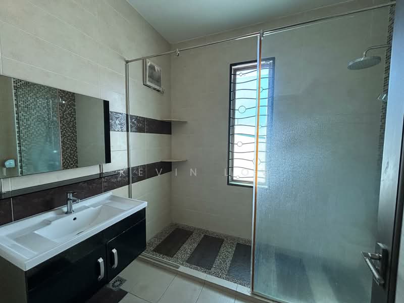 Bungalow for Sale in Taman Aman Perdana (Kapar) - KEVIN LOW - Bathroom - PropertyGuru.com.my