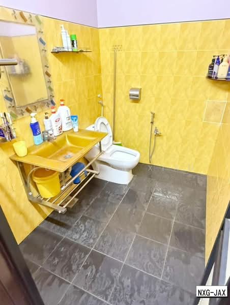 Rumah Teres 2 Tingkat untuk Dijual di Kapar (Selangor) - Hui Juin Xian - Bathroom - PropertyGuru.com.my