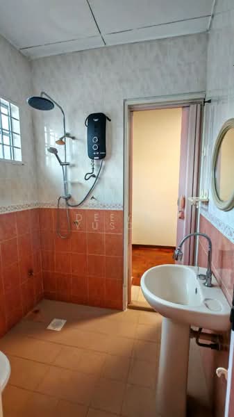 Rumah Teres 2 Tingkat untuk Disewa di Usj 6 (Subang Jaya) - Deeya Yusof - PropertyGuru.com.my