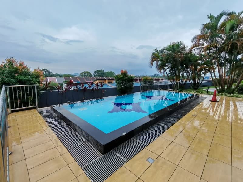 Service Residence for Rent at D'Inspire Residence (Inspira Bestari) - Erness Tan - Pool - PropertyGuru.com.my