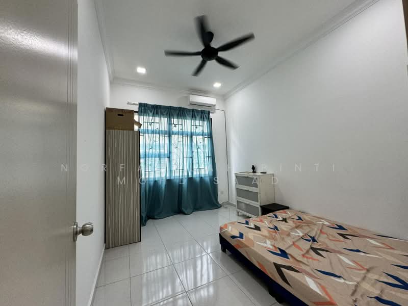 Rumah Banglo untuk Dijual di Taman Senawang Perdana (Senawang) - Norfazilah Binti Mohd Saad - Bedroom - PropertyGuru.com.my