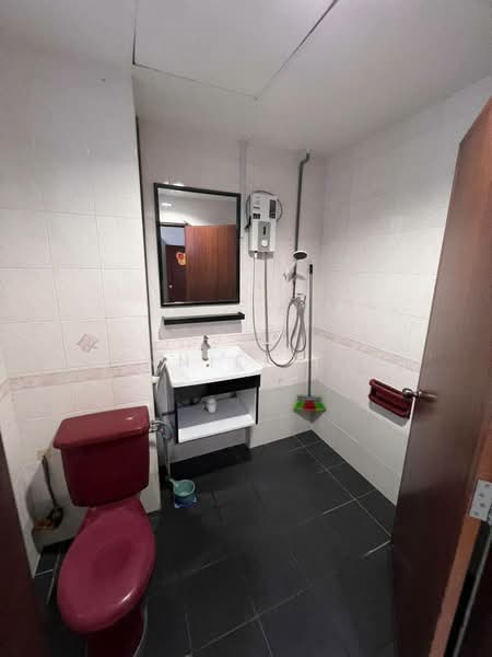 Apartment for Sale at Mewah View Luxurious Apartments - Jennifer Ng - Bathroom - PropertyGuru.com.my