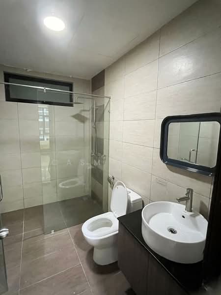 Servis Apartment untuk Dijual di Molek Regency - Casmin Eu - Bathroom - PropertyGuru.com.my