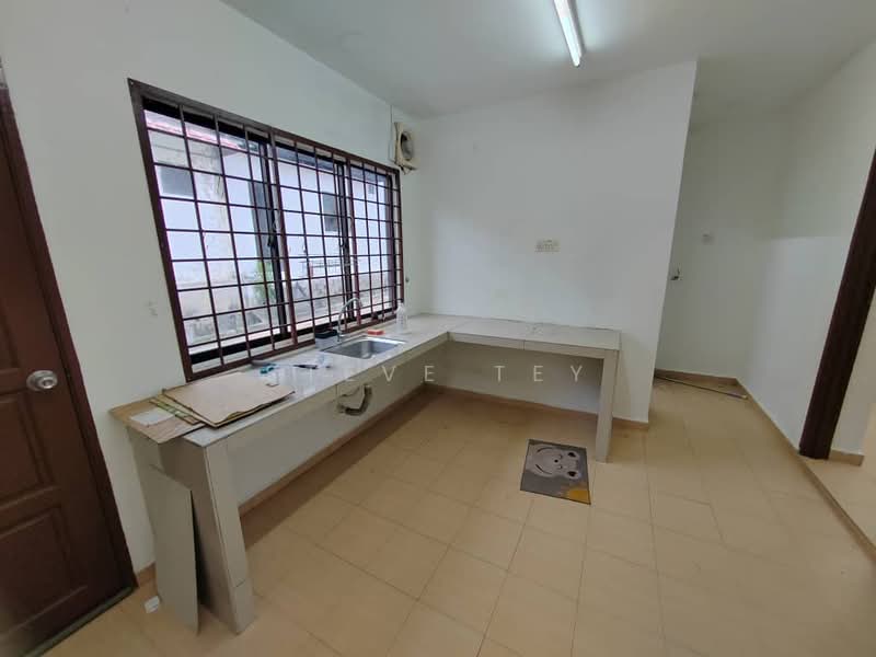 2-storey Terraced House for Sale in Kulai (Johor) - Steve Tey - Kitchen - PropertyGuru.com.my