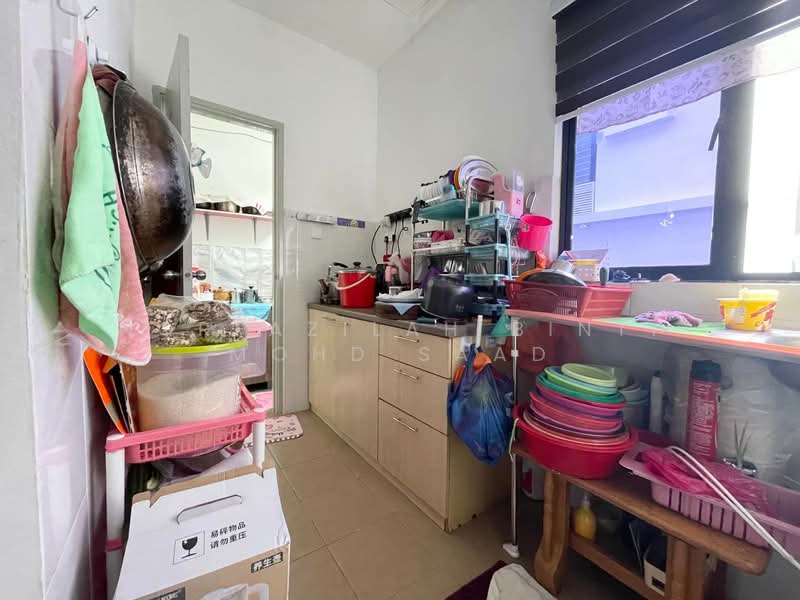 Rumah Teres 2 Tingkat untuk Dijual di Abadi Heights (Puchong) - Norfazilah Binti Mohd Saad - Kitchen - PropertyGuru.com.my