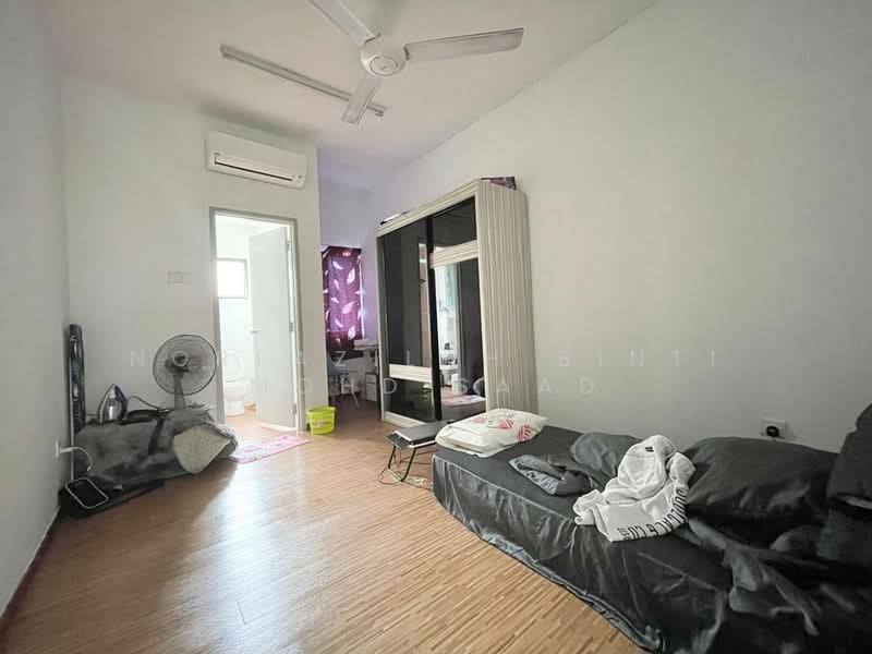 Rumah Teres 2 Tingkat untuk Dijual di Abadi Heights (Puchong) - Norfazilah Binti Mohd Saad - Bedroom - PropertyGuru.com.my