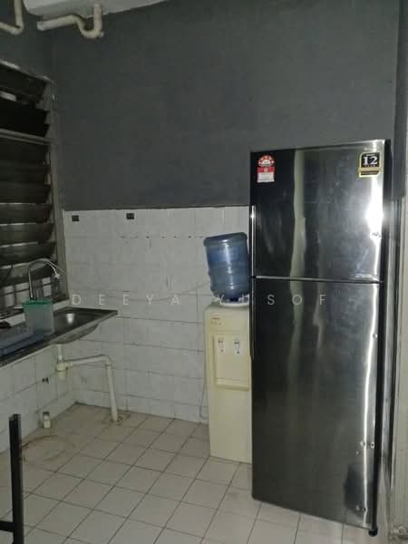 Apartment for Rent at Pangsapuri Lagoon Perdana - Deeya Yusof - PropertyGuru.com.my