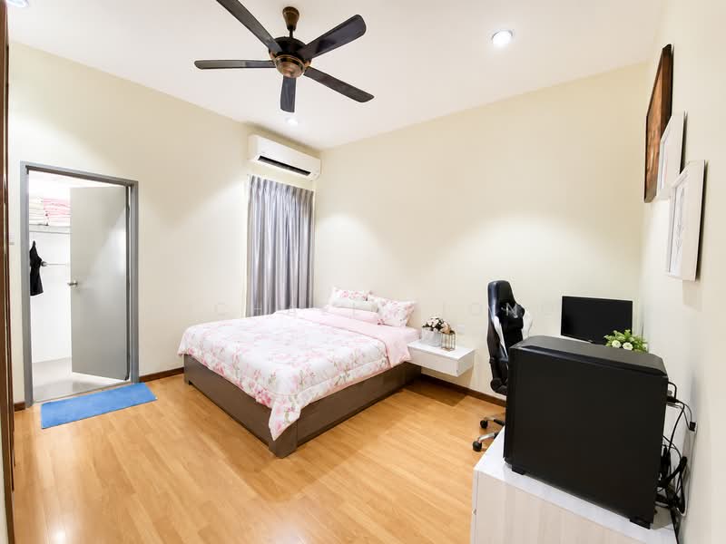 Rumah Berkembar untuk Dijual di Anggun 2 Residence (Rawang) - Michael Siong - Bedroom - PropertyGuru.com.my