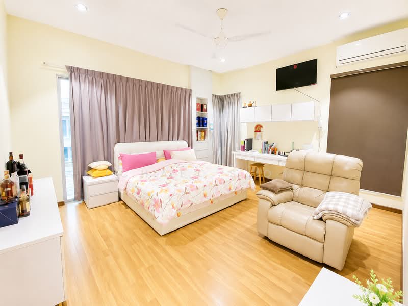Rumah Berkembar untuk Dijual di Anggun 2 Residence (Rawang) - Michael Siong - Bedroom - PropertyGuru.com.my