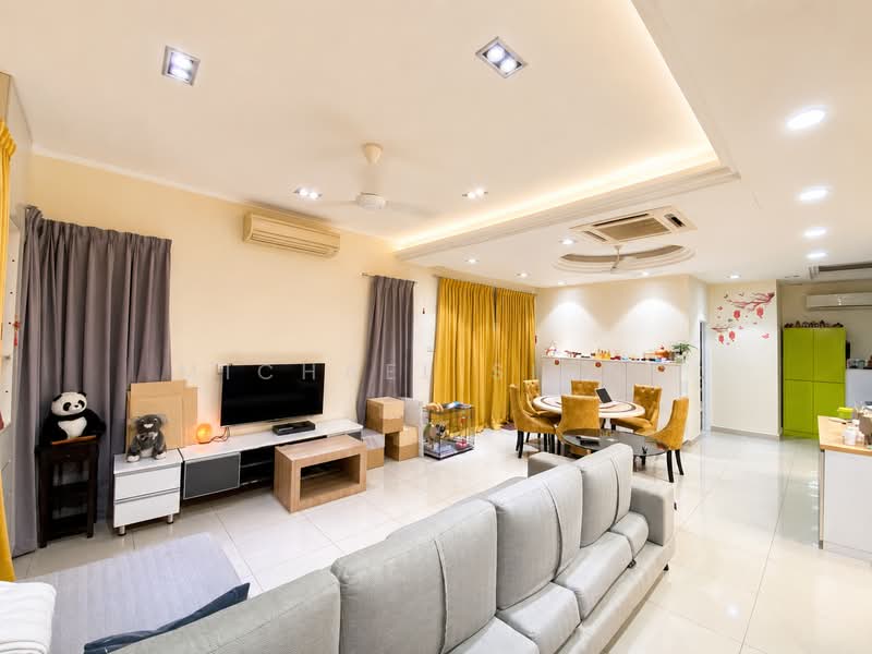 Rumah Berkembar untuk Dijual di Anggun 2 Residence (Rawang) - Michael Siong - Living Room - PropertyGuru.com.my