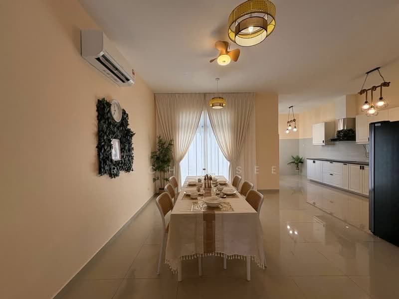 Cluster House for Rent in Iskandar Puteri (Nusajaya) (Johor) - Rachel See - Dining Room - PropertyGuru.com.my