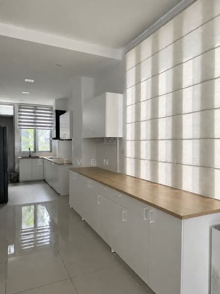 3-storey Terraced House for Rent in Taman Puchong Legenda (Puchong) - Steven Quah - Kitchen - PropertyGuru.com.my