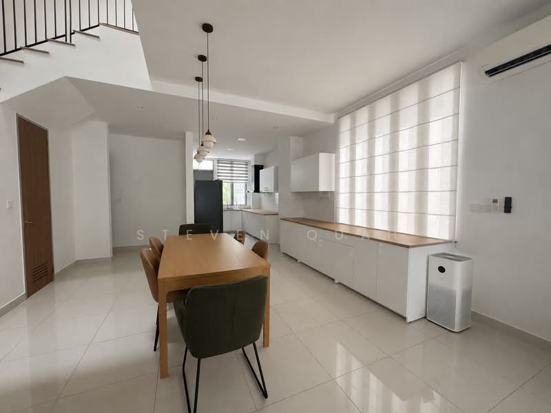 3-storey Terraced House for Rent in Taman Puchong Legenda (Puchong) - Steven Quah - Dining Room - PropertyGuru.com.my