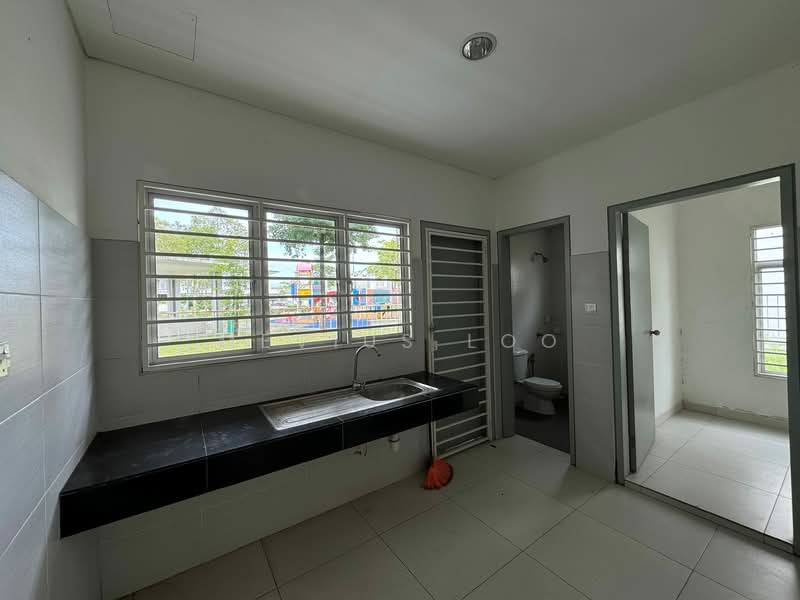 Semi-Detached House for Sale in Bandar Seri Coalfields (Sungai Buloh) - CCS Shan - Kitchen - PropertyGuru.com.my