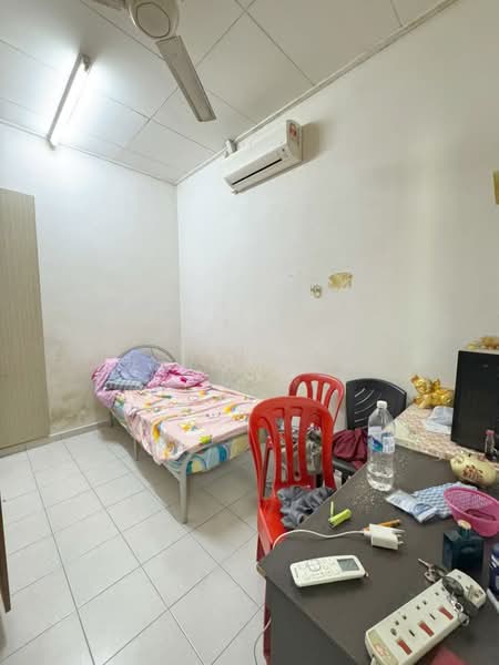 Rumah Teres 1 Tingkat untuk Dijual di Taman JP Perdana (Johor Bahru) - Zach Law - Bedroom - PropertyGuru.com.my
