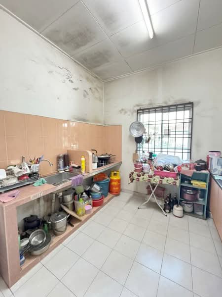 Rumah Teres 1 Tingkat untuk Dijual di Taman JP Perdana (Johor Bahru) - Zach Law - Kitchen - PropertyGuru.com.my