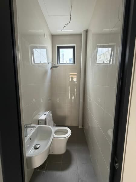 Shop for Rent in Bukit Jambul (Penang) - Alex Thor - Bathroom - PropertyGuru.com.my