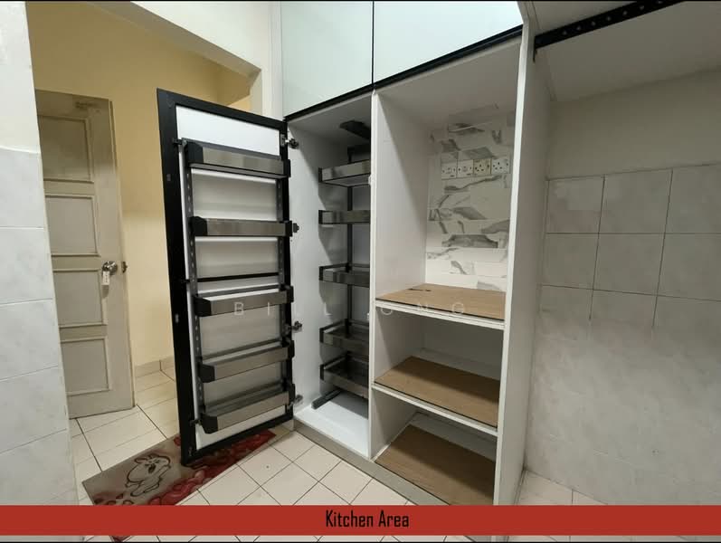 Apartment for Sale at Danga View Apartment - Bill Ong - Kitchen - PropertyGuru.com.my