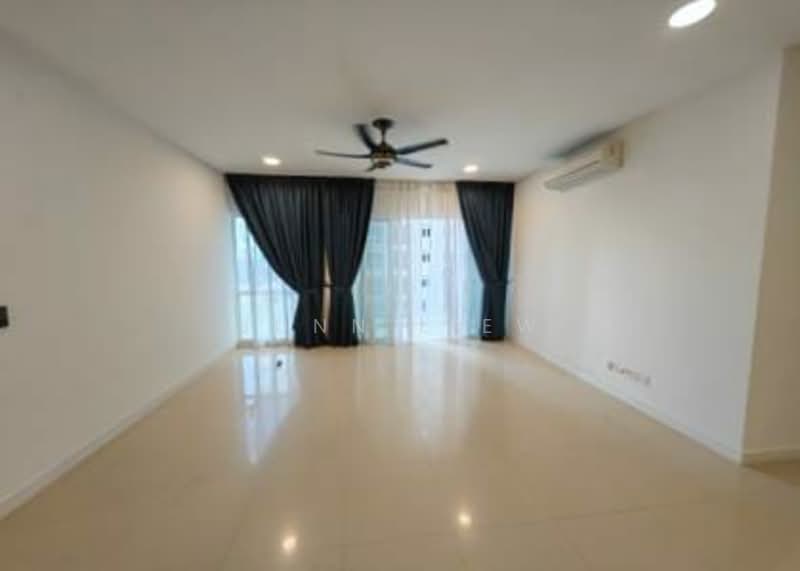 Kondominium untuk Dijual di Pavilion Hilltop - Junn Liew - Living Room - PropertyGuru.com.my