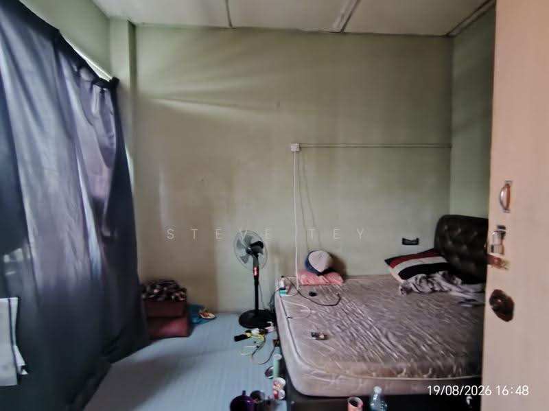 Shop / Office untuk Dijual di Bandar Seri Alam (Masai) - Steve Tey - Bedroom - PropertyGuru.com.my