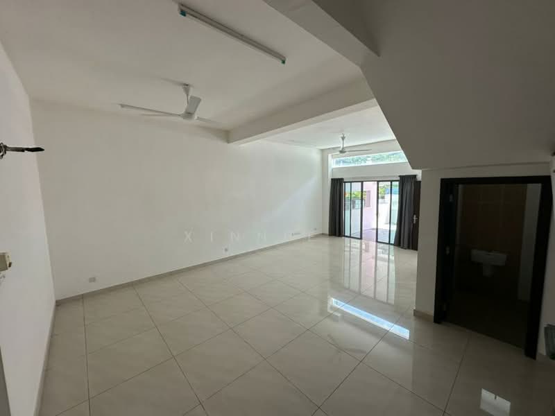 3-storey Terraced House for Sale in Taman Sungai Ara (Sungai Ara) - Xinnee . - Interior - PropertyGuru.com.my