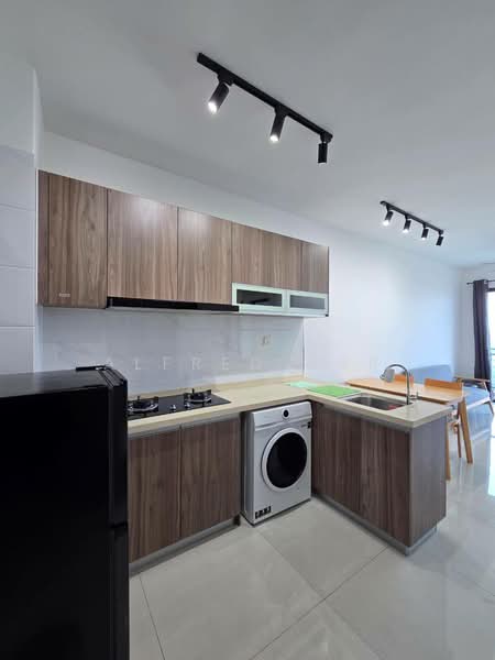 Service Residence for Rent at Country Garden Central Park - Alfred Yap - Kitchen - PropertyGuru.com.my