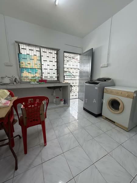 Semi-Detached House for Rent in Taman Iskandar (Johor Bahru) - Erness Tan - Kitchen - PropertyGuru.com.my