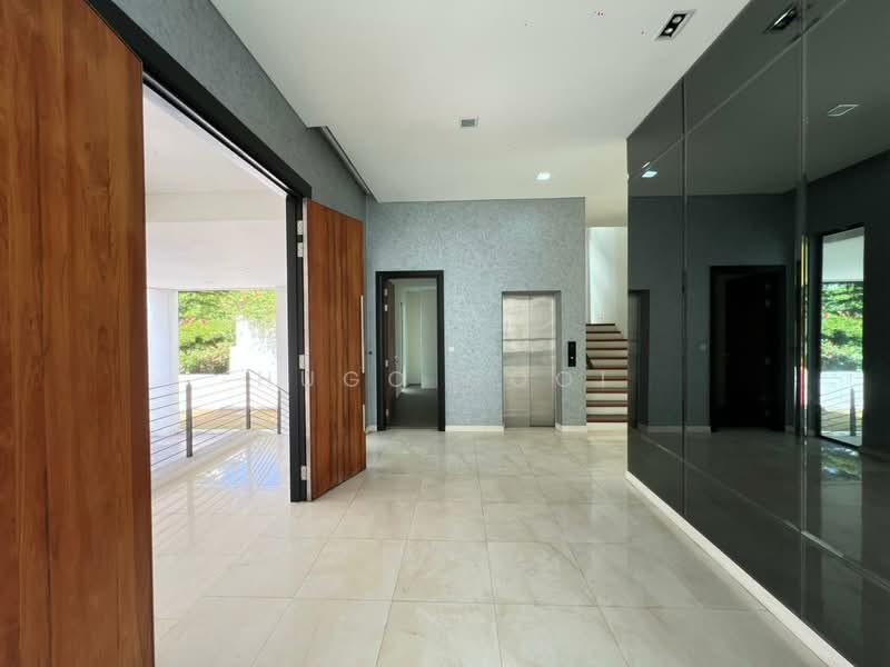 Rumah Banglo untuk Dijual di Ampang (Selangor) - Hugo Gooi - Entrance - PropertyGuru.com.my