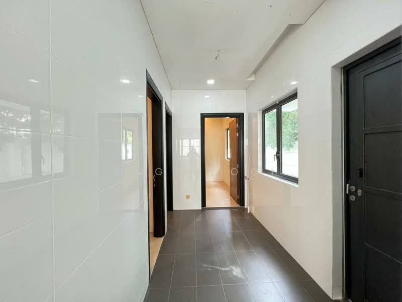 Rumah Banglo untuk Dijual di Ampang (Selangor) - Hugo Gooi - Corridor - PropertyGuru.com.my