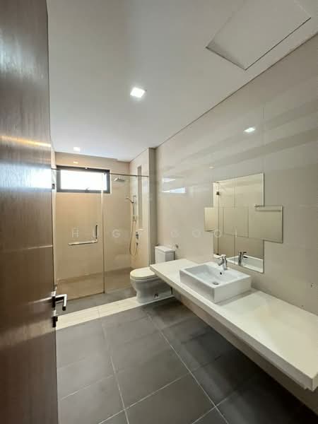 Rumah Banglo untuk Dijual di Ampang (Selangor) - Hugo Gooi - Bathroom - PropertyGuru.com.my