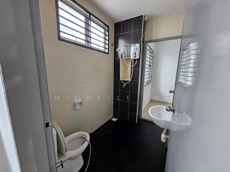 Rumah Teres 2 Tingkat untuk Dijual di Taman Seri Austin (Tebrau) - Michelle Tey - PropertyGuru.com.my