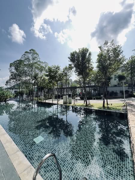 Vila Berkembar untuk Dijual di Taman Melawati (Ulu Kelang) - Lucas Choo - Pool - PropertyGuru.com.my